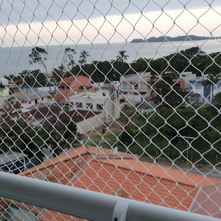 Apartamento Familia Santos 佩尼亚 外观 照片